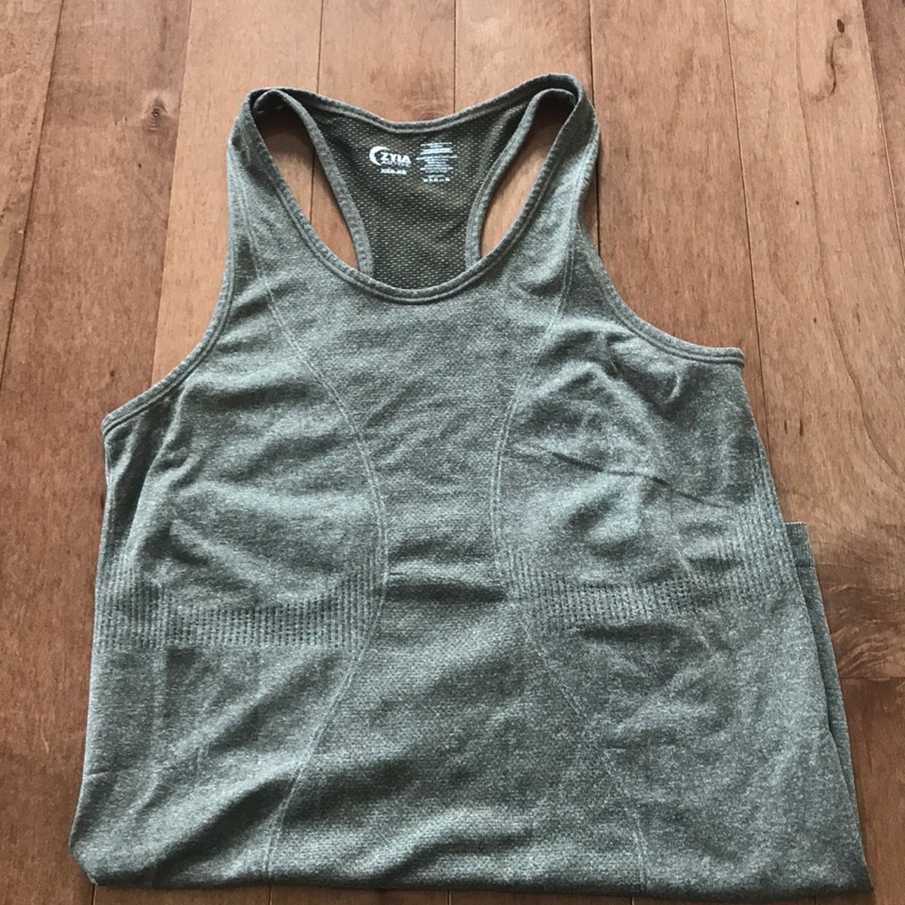 Zyia racerback top XXS-XS